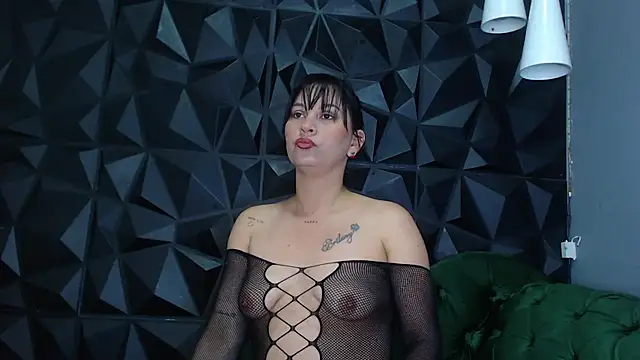 helenasaenz online show from November 21, 12:37 pm