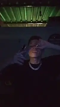 elinnki online show from April 17, 10:23 pm