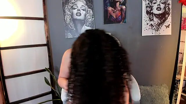 Snapshot of eleonor_x chatting on July 15, 8:27 pm eleonor x online show from July 15, 8:27 pm