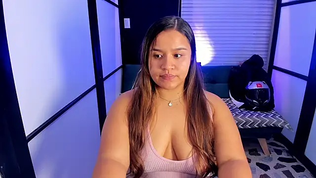 ElaBourn  online show from November 10, 2:11 pm