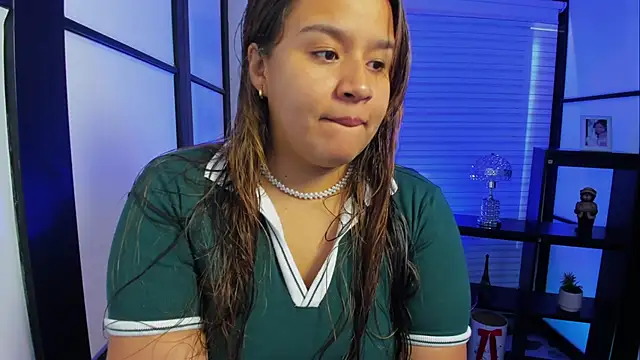 ElaBourn  online show from October 13, 1:34 pm