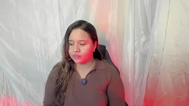 ElaBourn  online show from February 24, 12:17 pm