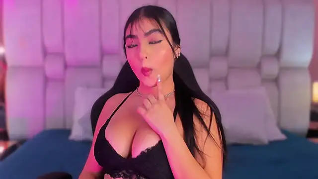 BelaCox  online show from September 22, 12:00 pm