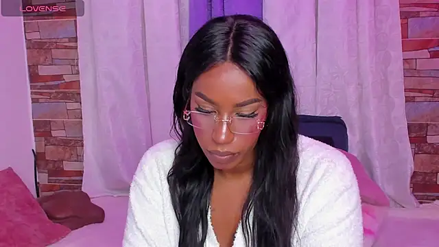 Brandy brown  online show from March 5, 11:43 pm