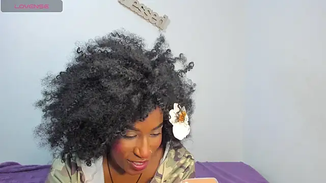 Brandy brown  online show from December 4, 11:15 pm