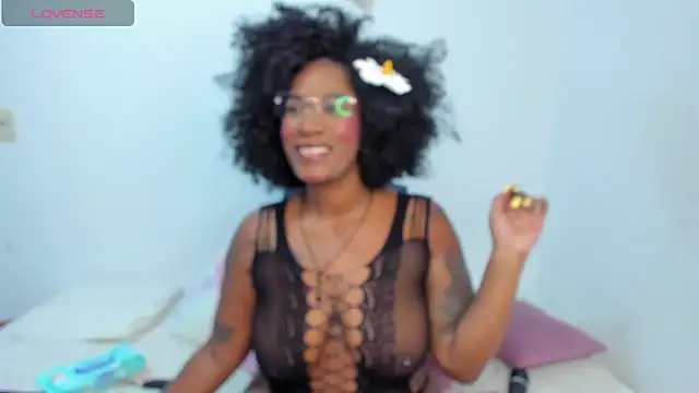 Brandy brown  online show from December 3, 11:25 pm