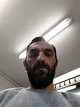 hotmen83 online show from October 24, 7:18 am