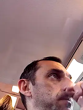 hotmen83 online show from March 25, 12:37 pm