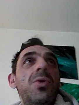 hotmen83 online show from March 28, 7:53 am