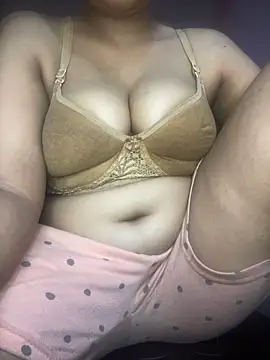 Snapshot of mona_15 chatting on October 19, 10:34 pm mona 15 online show from October 19, 10:34 pm