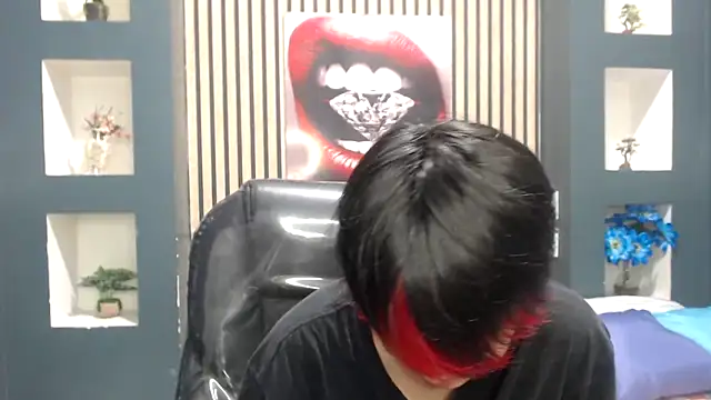 Snapshot of BJkoreanboy chatting on October 1, 6:12 pm BJkoreanboy online show from October 1, 6:12 pm