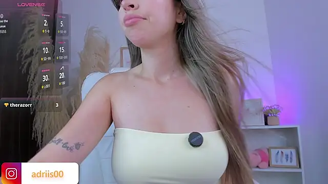 shannel moss   online show from March 8, 12:05 am