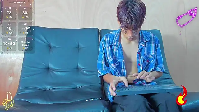 spicy adonhis online show from October 13, 1:12 pm