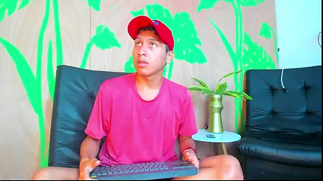 spicy adonhis online show from March 19, 1:11 pm