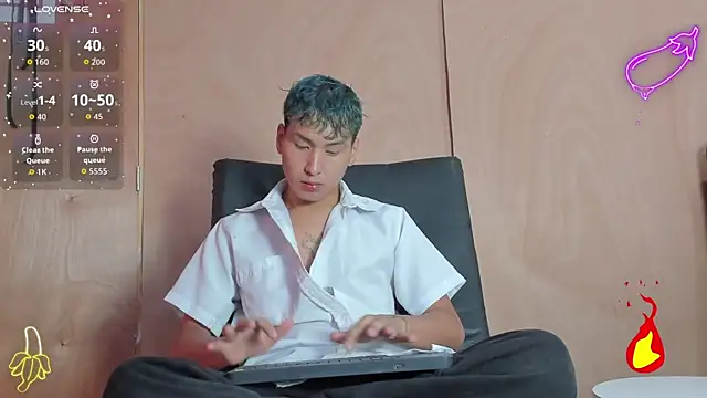 spicy adonhis online show from October 15, 12:46 pm