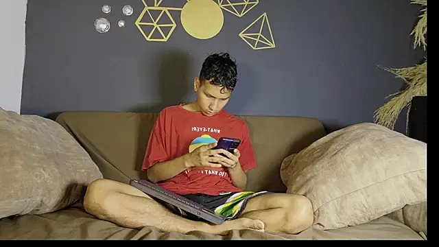 spicy adonhis online show from April 17, 1:36 pm