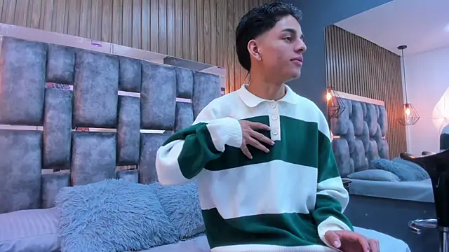 owen  johnson online show from January 10, 11:38 am