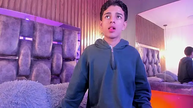 owen  johnson online show from February 15, 12:04 pm