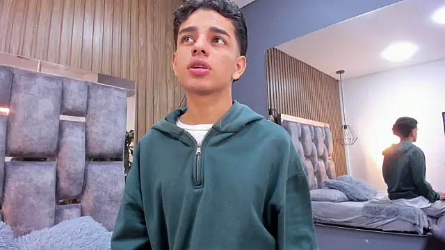 owen  johnson online show from February 8, 12:03 pm