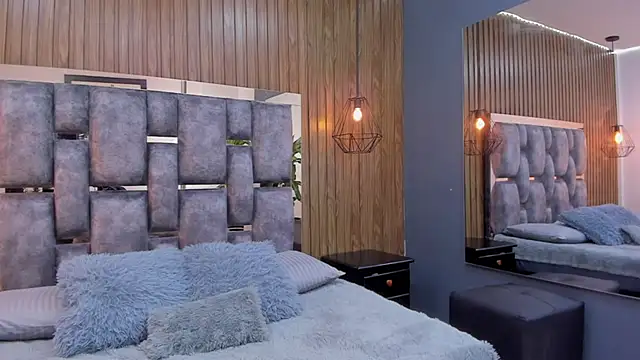 Snapshot of owen__johnson chatting on November 24, 12:16 pm owen johnson online show from November 24, 12:16 pm