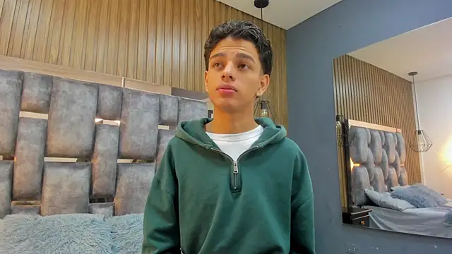 owen  johnson online show from March 20, 11:33 am