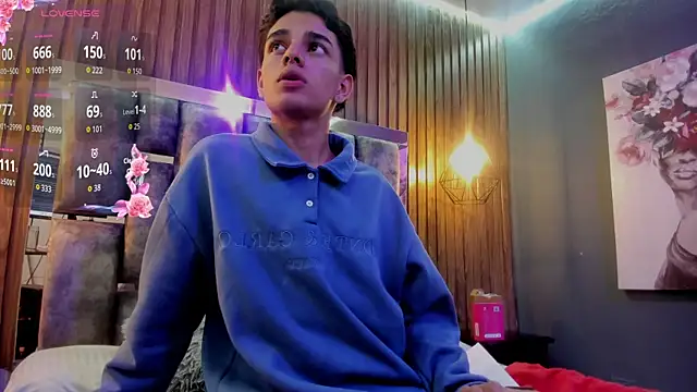 Snapshot of owen__johnson chatting on November 15, 6:23 pm owen johnson online show from November 15, 6:23 pm