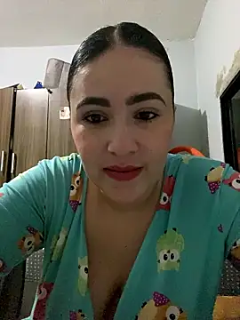 IvettSt  online show from January 6, 4:27 am