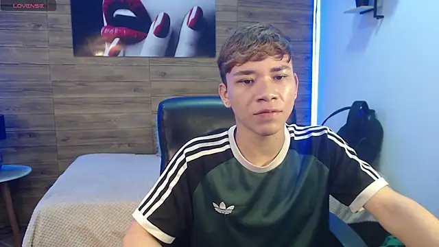 nathanclay online show from February 11, 3:28 am