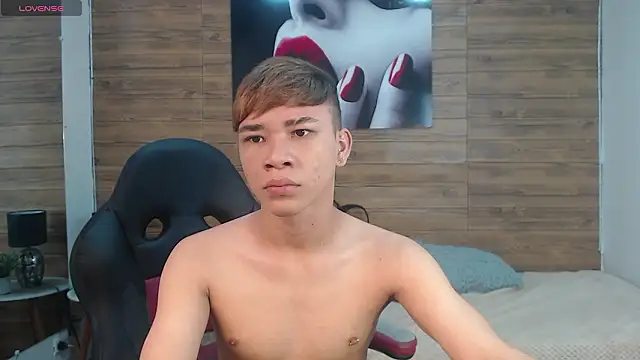 nathanclay online show from February 21, 4:36 am