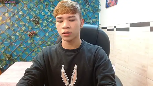 nathanclay online show from March 5, 3:47 am