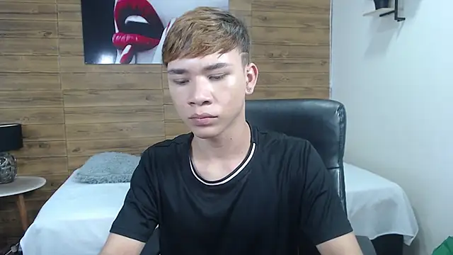 nathanclay online show from March 15, 3:46 am