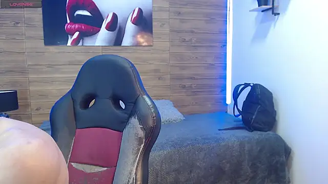 nathanclay online show from March 27, 3:59 am