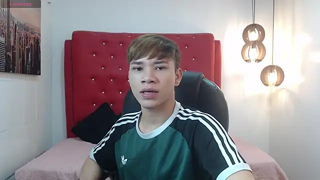 Snapshot of nathanclay chatting on November 27, 3:40 am nathanclay online show from November 27, 3:40 am