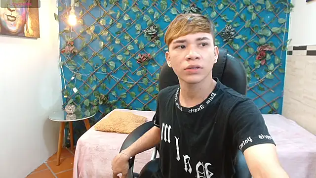 nathanclay online show from March 7, 4:01 pm