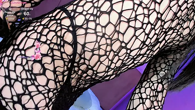 Babyuriel211 online show from March 27, 4:54 am