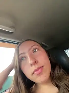 Tiara 19 online show from February 6, 7:43 pm