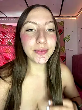 Tiara 19 online show from November 10, 7:30 pm