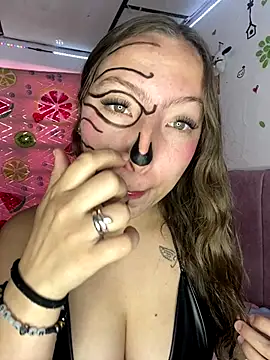 Tiara 19 online show from October 28, 4:06 pm