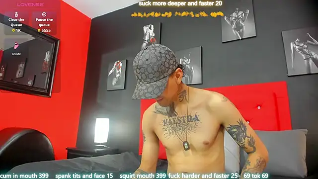 lilyth adam online show from October 29, 7:46 pm