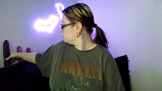 HarleyDemon666 online show from February 10, 7:57 pm