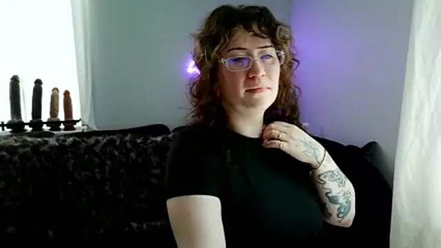 Snapshot of HarleyDemon666 chatting on June 26, 6:25 pm HarleyDemon666 online show from June 26, 6:25 pm