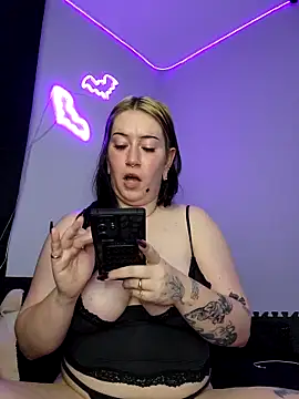 HarleyDemon666 online show from November 9, 12:36 am