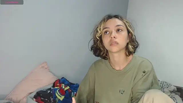 brisazanes online show from November 1, 10:31 am