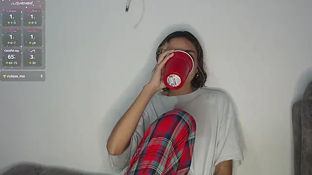 brisazanes online show from November 8, 8:34 pm