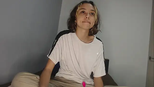 brisazanes online show from November 16, 2:05 am