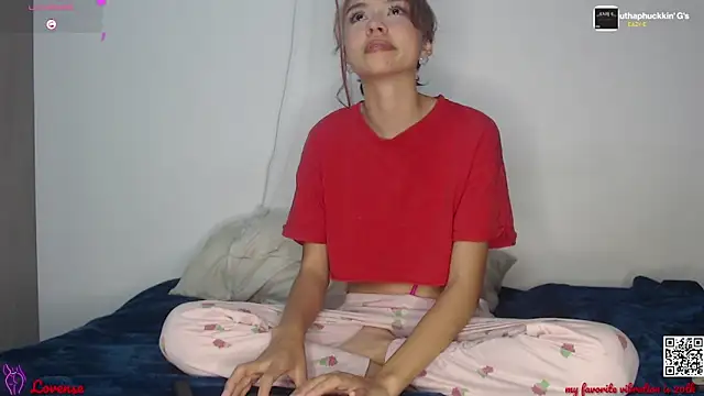 Snapshot of brisazanes chatting on January 15, 6:17 am brisazanes online show from January 15, 6:17 am