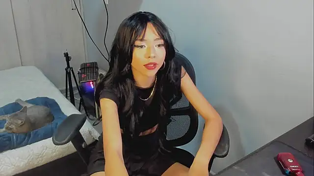 brisazanes online show from May 21, 11:07 am
