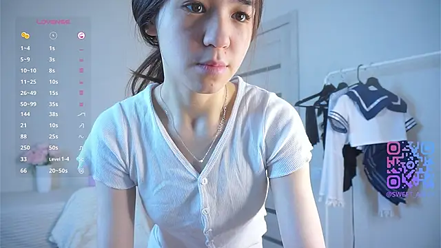 Snapshot of DarleneBendell chatting on October 11, 6:14 am DarleneBendell online show from October 11, 6:14 am