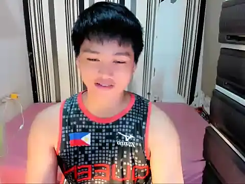 Mister officer69 online show from April 1, 10:18 pm