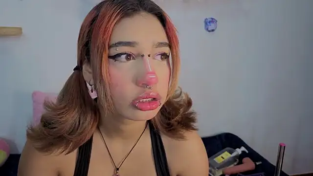 zoelight18 online show from November 2, 9:25 am